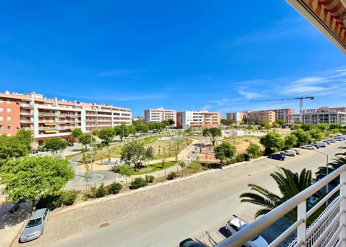 Apt Pl - 300 Meters From Beach