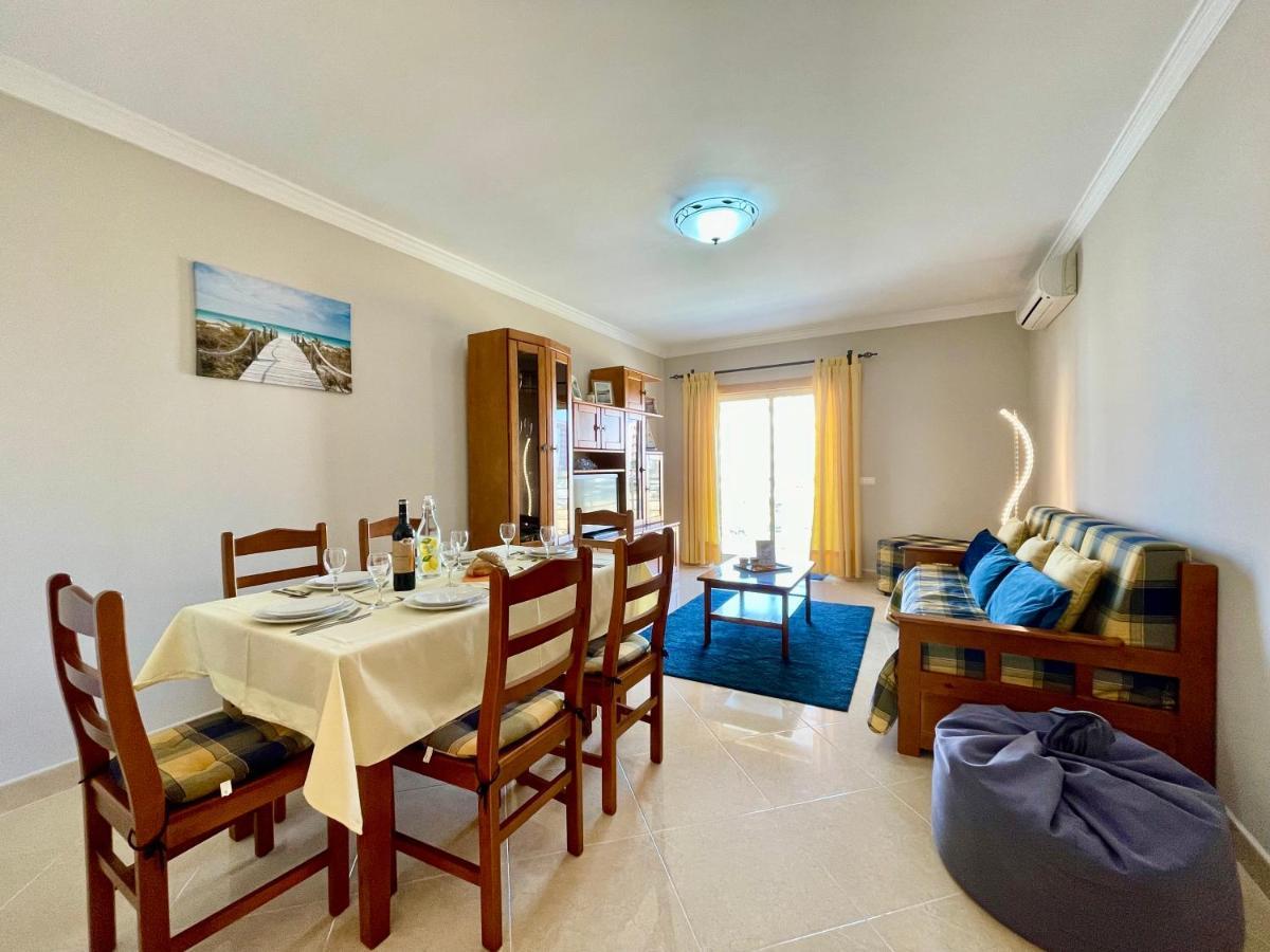 Apt Pl - 300 Meters From Beach Apartment *